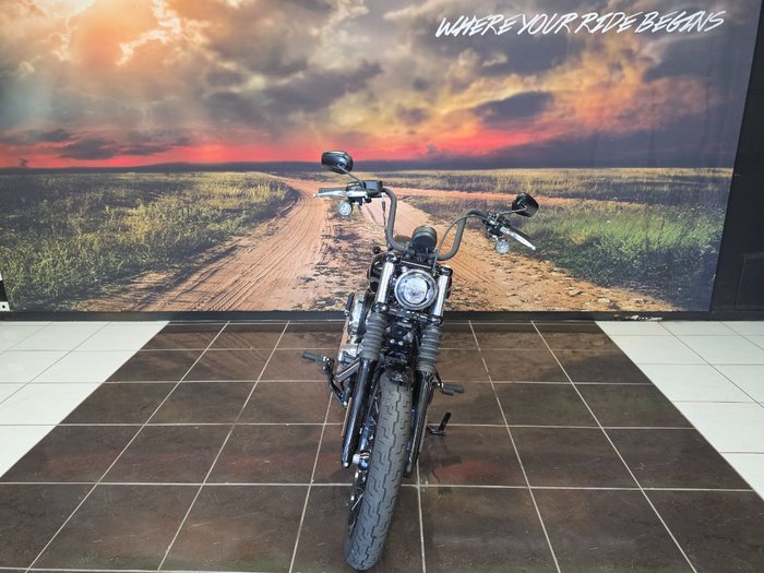 2025 HARLEY-DAVIDSON FXBB STREET BOB (117) BLACK