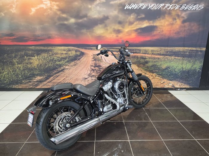 2025 HARLEY-DAVIDSON FXBB STREET BOB (117) BLACK