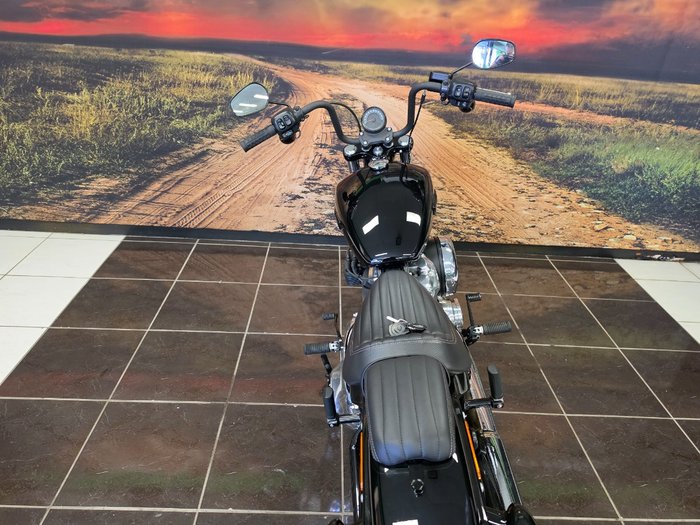 2025 HARLEY-DAVIDSON FXBB STREET BOB (117) BLACK