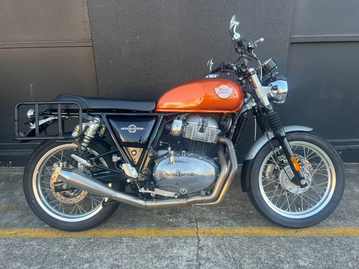 2021 Royal Enfield INTERCEPTOR 650 CLASSIC ORANGE