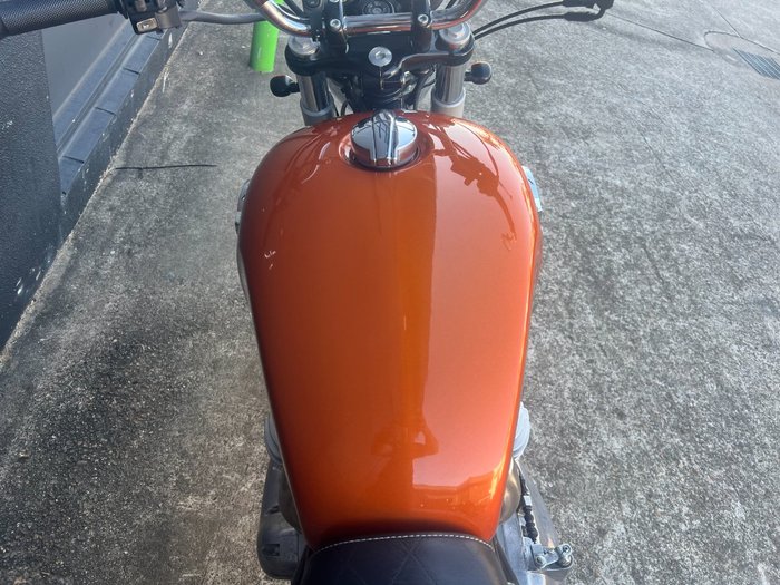2021 Royal Enfield INTERCEPTOR 650 CLASSIC ORANGE