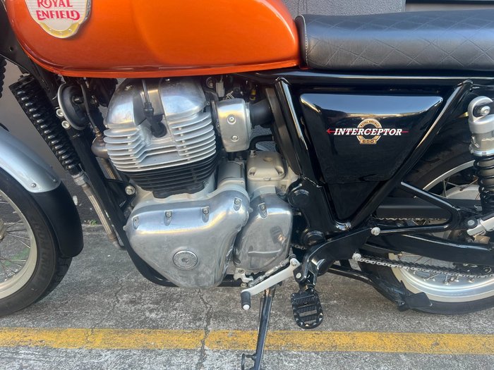 2021 Royal Enfield INTERCEPTOR 650 CLASSIC ORANGE
