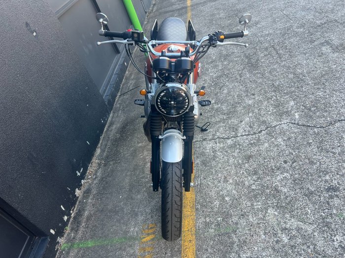 2021 Royal Enfield INTERCEPTOR 650 CLASSIC ORANGE