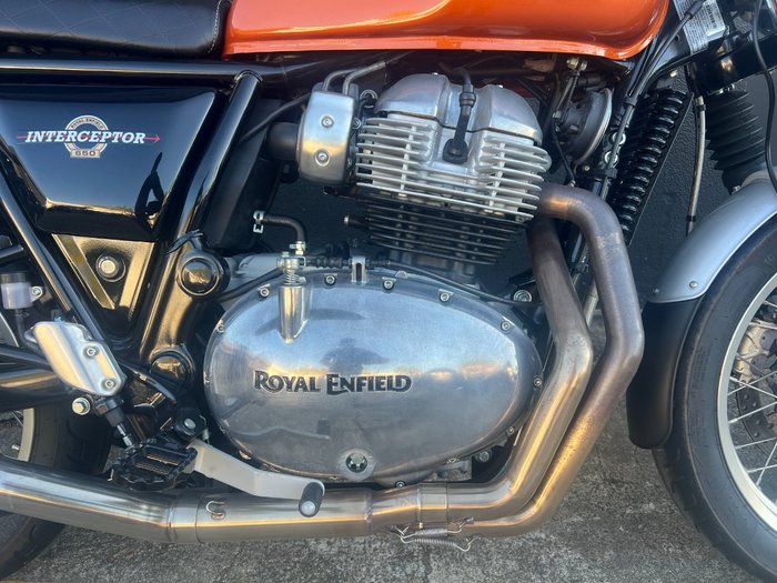 2021 Royal Enfield INTERCEPTOR 650 CLASSIC ORANGE