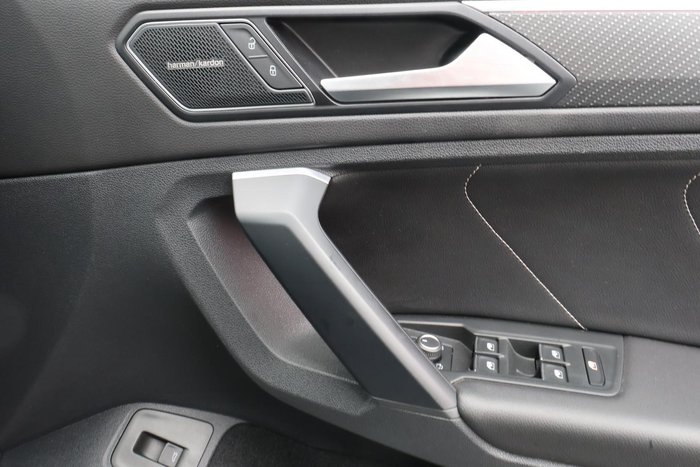 2021 Volkswagen Tiguan 162TSI R-Line