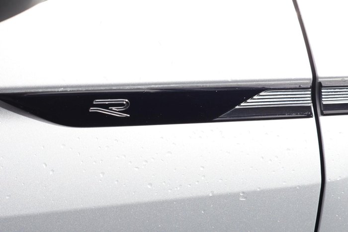 2021 Volkswagen Tiguan 162TSI R-Line
