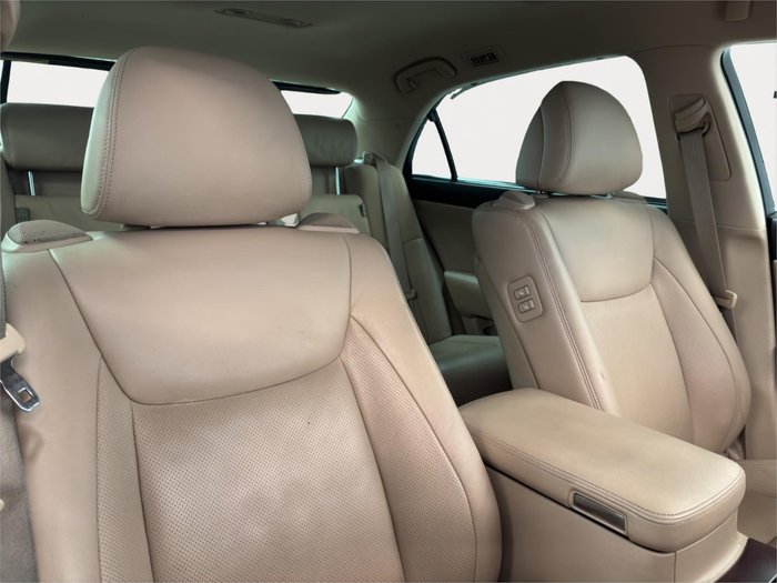 2011 Toyota Crown