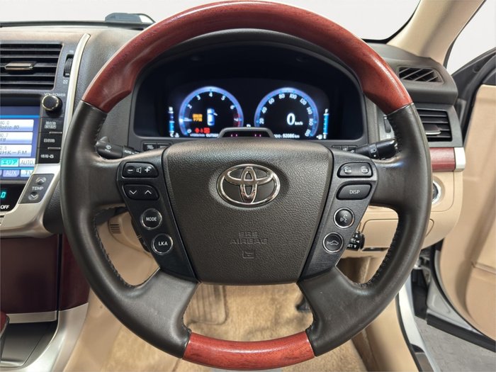 2011 Toyota Crown