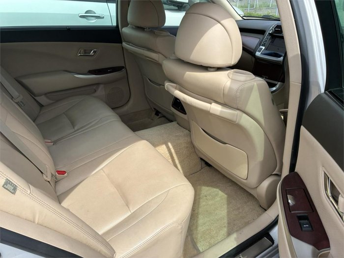 2011 Toyota Crown