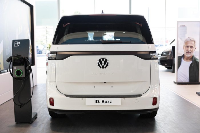 2025 Volkswagen ID. Buzz Cargo BEV550