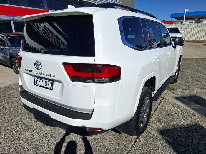 2026 Toyota Landcruiser VX