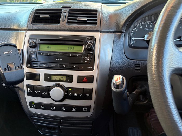 2008 Toyota Avensis Verso GLX
