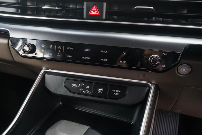 2025 Kia Carnival S