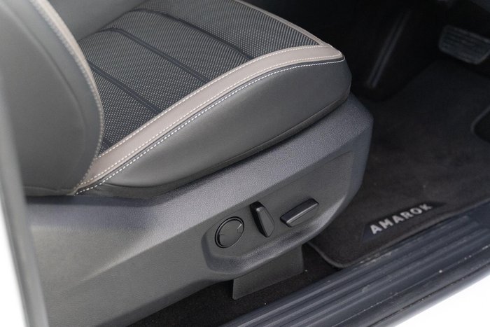 2025 Volkswagen Amarok TDI600 Style