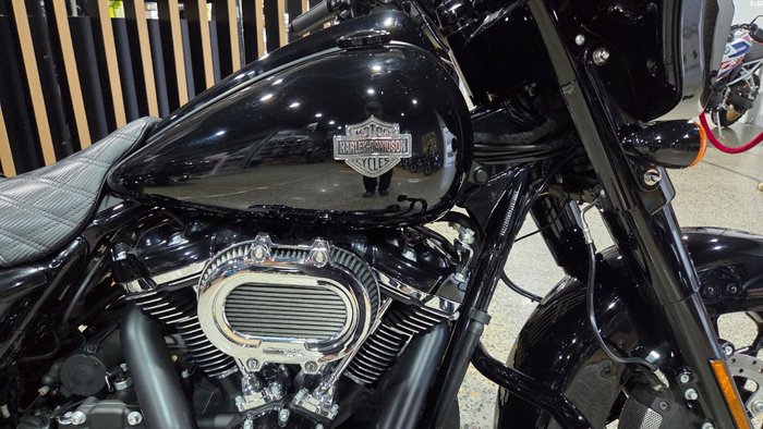 2021 Harley-Davidson FLHXS STREET GLIDE SPECIAL Black