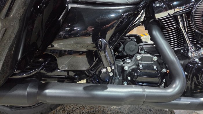 2021 Harley-Davidson FLHXS STREET GLIDE SPECIAL Black