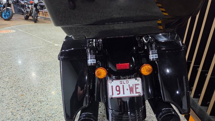 2021 Harley-Davidson FLHXS STREET GLIDE SPECIAL Black