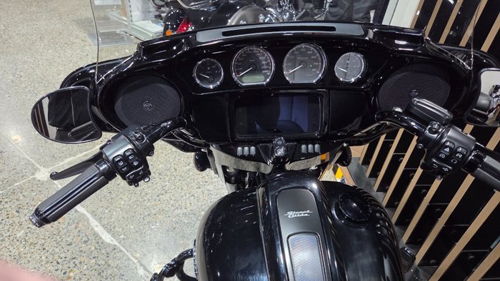 2021 Harley-Davidson FLHXS STREET GLIDE SPECIAL Black