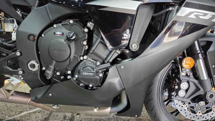 2024 Yamaha YZF-R1 Black