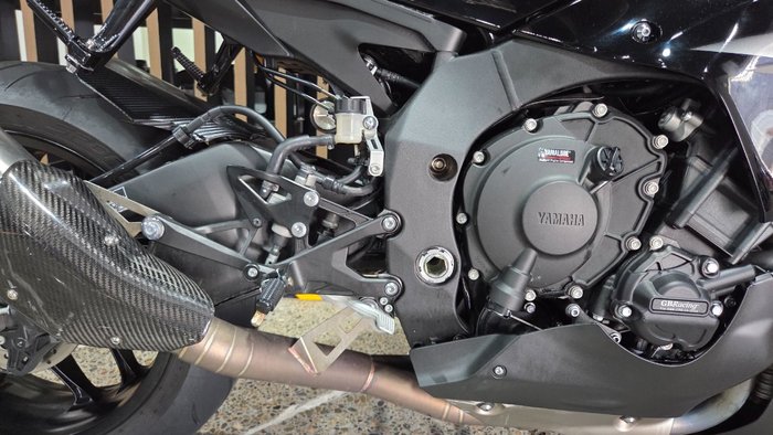2024 Yamaha YZF-R1 Black