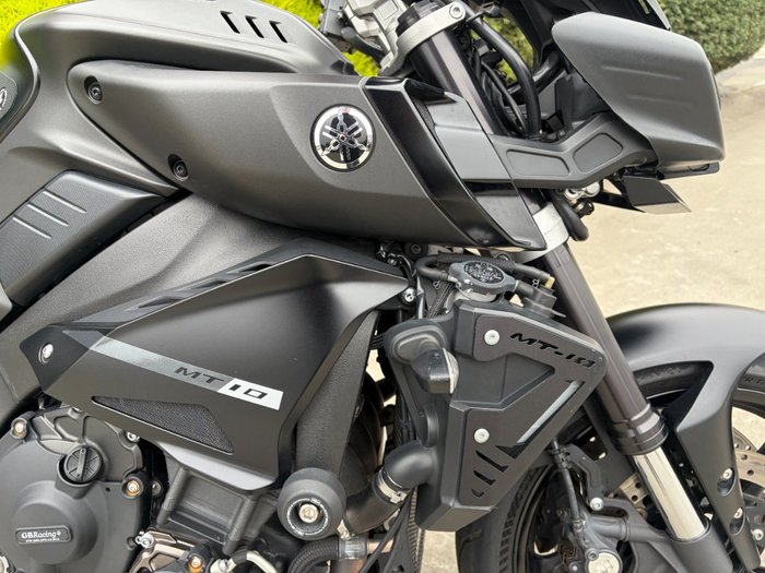 2018 Yamaha MT-10A Black
