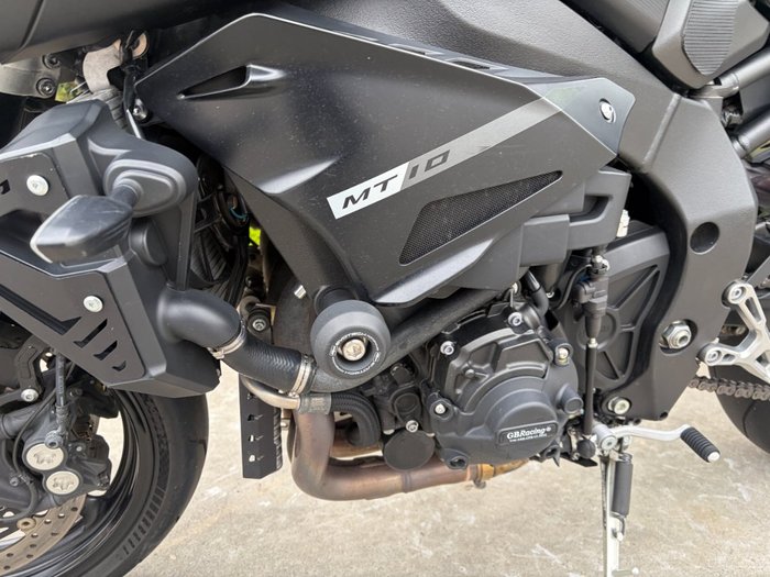 2018 Yamaha MT-10A Black