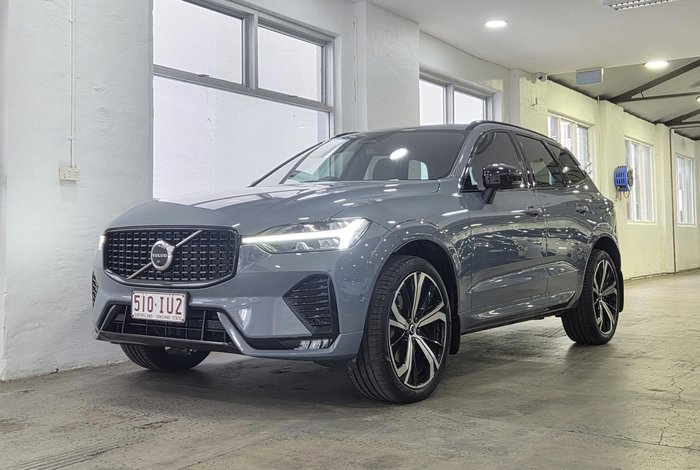 2023 Volvo XC60 Ultimate B6 Dark