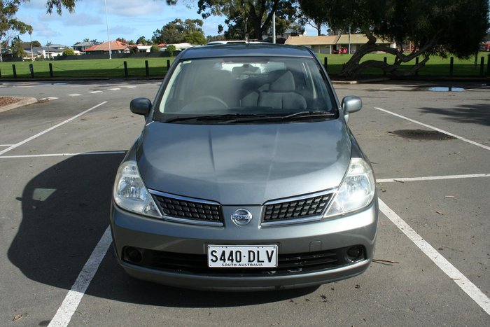 2007 Nissan Tiida ST-L
