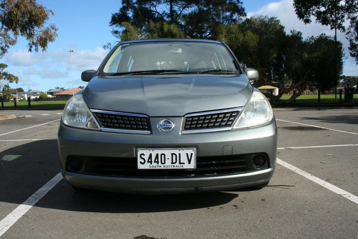 2007 Nissan Tiida ST-L