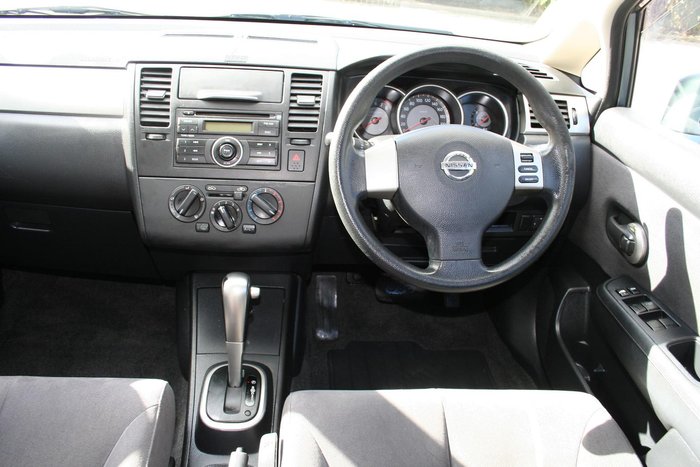 2007 Nissan Tiida ST-L