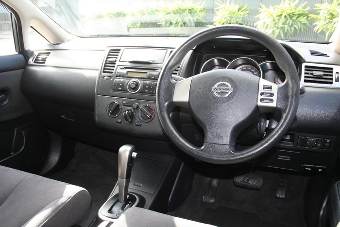 2007 Nissan Tiida ST-L