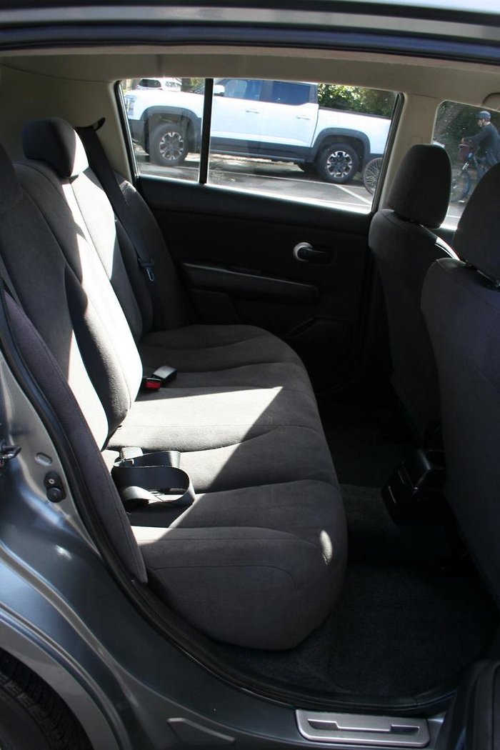 2007 Nissan Tiida ST-L