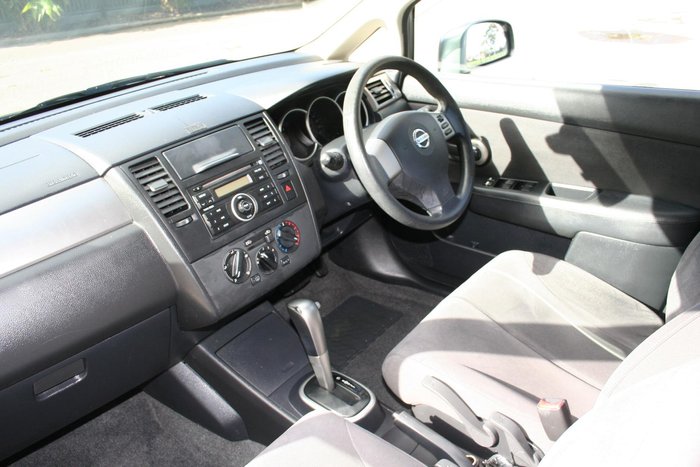 2007 Nissan Tiida ST-L