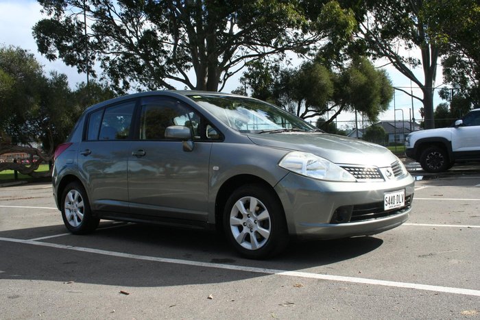 2007 Nissan Tiida ST-L