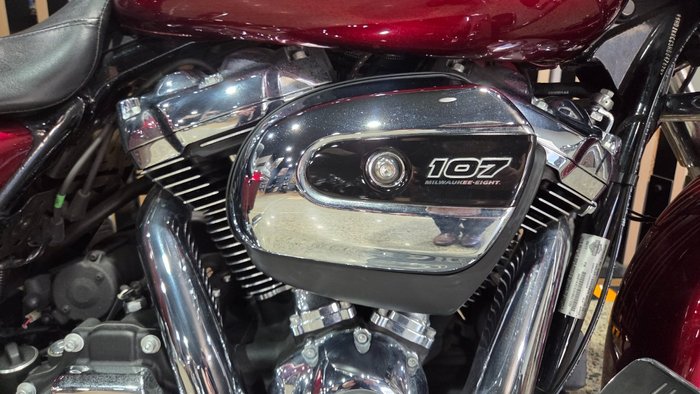 2017 Harley-Davidson FLHXS STREET GLIDE SPECIAL RED
