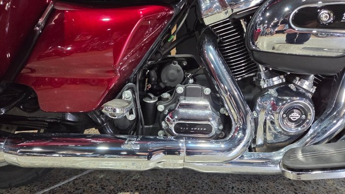 2017 Harley-Davidson FLHXS STREET GLIDE SPECIAL RED