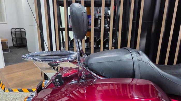 2017 Harley-Davidson FLHXS STREET GLIDE SPECIAL RED