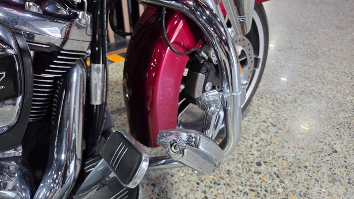 2017 Harley-Davidson FLHXS STREET GLIDE SPECIAL RED
