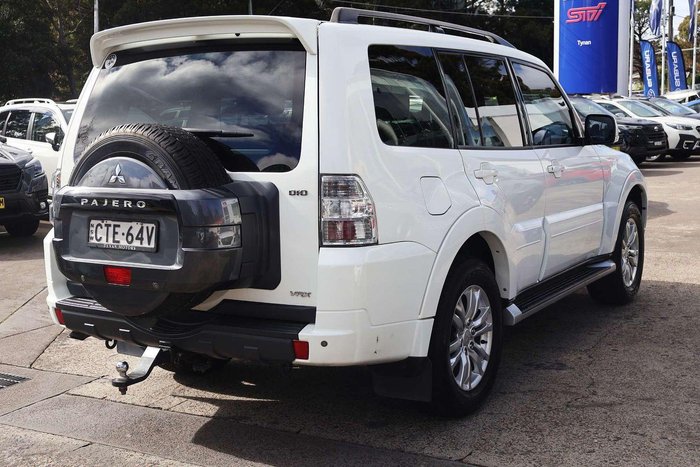 2014 Mitsubishi Pajero VR-X