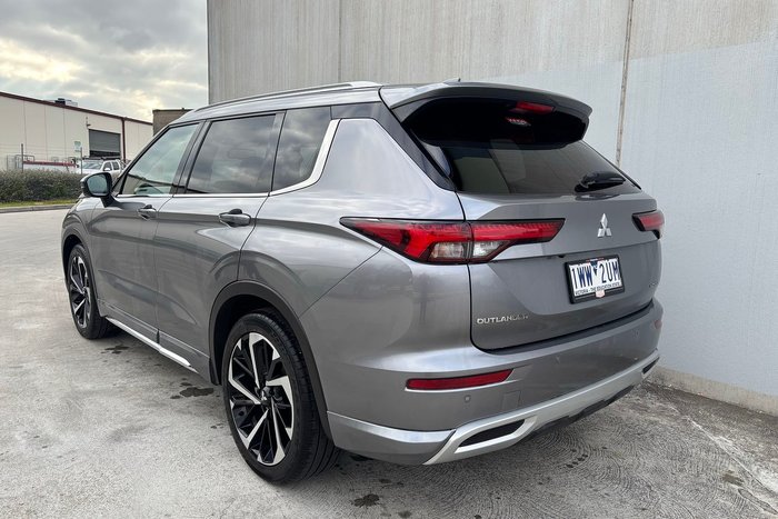 2021 Mitsubishi Outlander Exceed