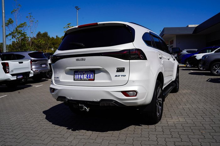 2026 Isuzu MU-X LS-T