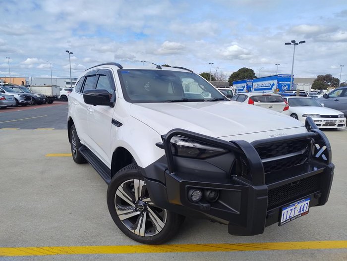 2026 Isuzu MU-X
