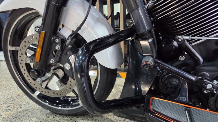 2024 Harley-Davidson FLHX STREET GLIDE (117) WHITE