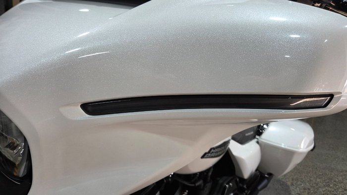 2024 Harley-Davidson FLHX STREET GLIDE (117) WHITE
