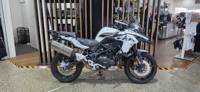2022 Benelli TRK 502X (ABS) WHITE