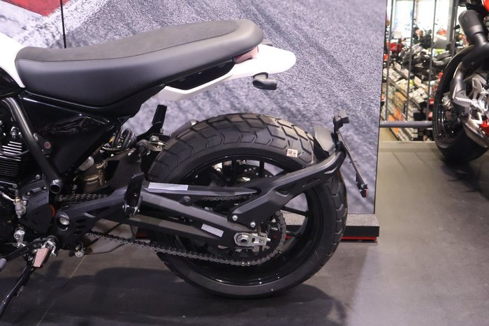 2025 Ducati SCRAMBLER RIZOMA ANNIV