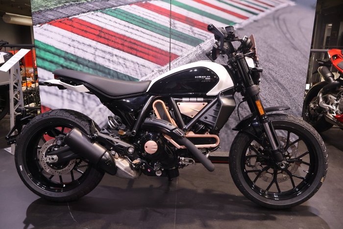 2025 Ducati SCRAMBLER RIZOMA ANNIV
