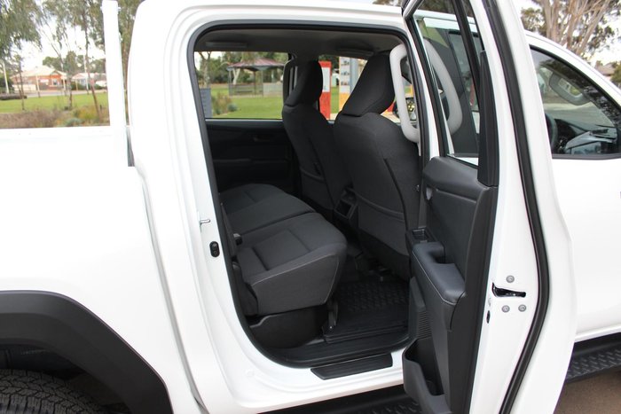 2025 Toyota Hilux
