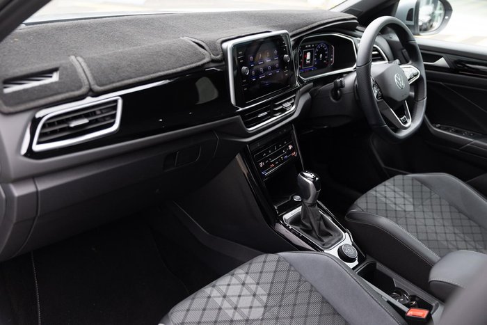 2022 Volkswagen T-Roc 140TSI R-Line