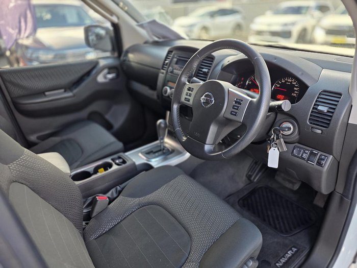 2012 Nissan Navara ST-X 550